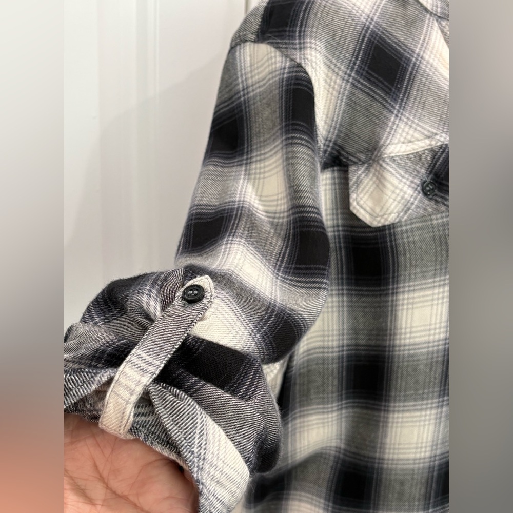 Hester & Orchard Plaid Button-Up Shirt Size M - Picture 5 of 8